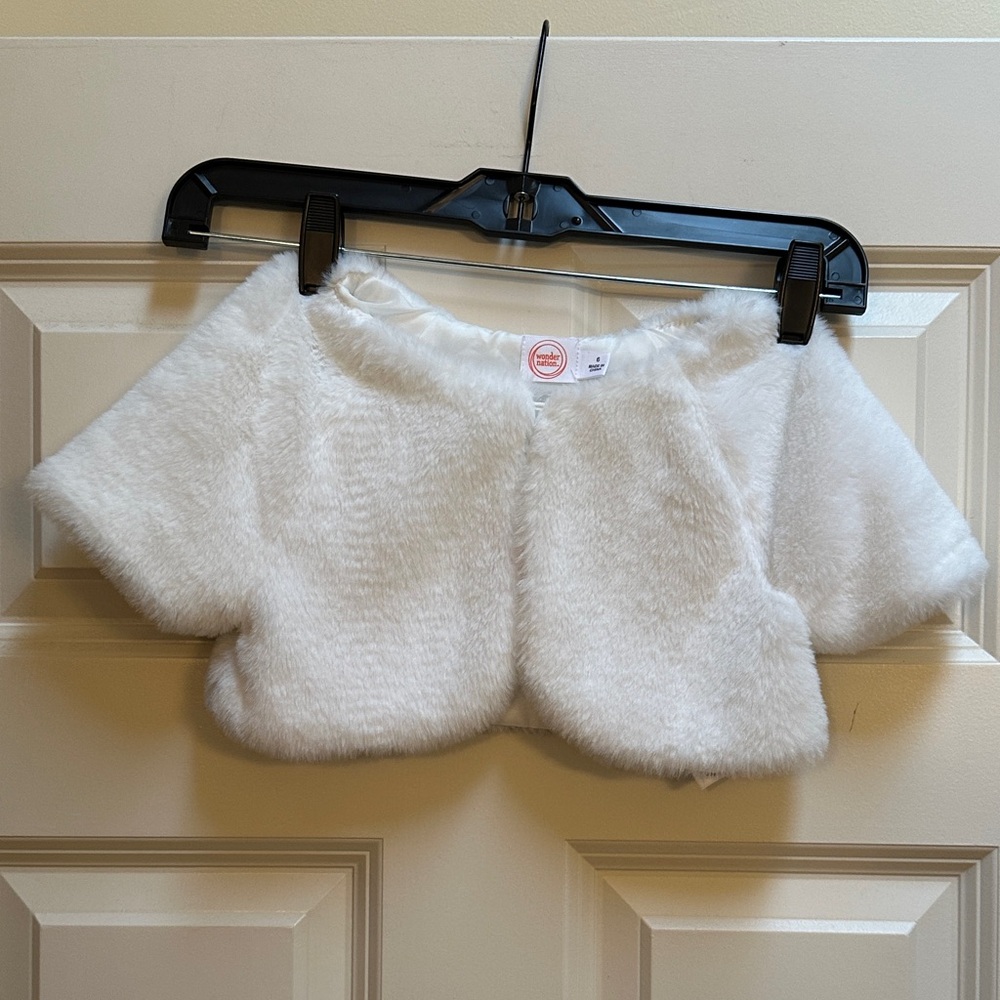 Wonder Nation White Faux Fur Cape